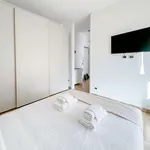 Rent 1 bedroom apartment of 35 m² in milan