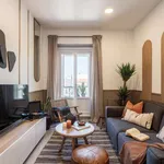 Rent 1 bedroom apartment of 80 m² in madrid