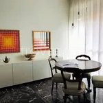 Rent 4 bedroom apartment of 100 m² in Bologna