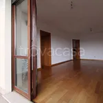 Rent 3 bedroom apartment of 85 m² in Cantù