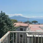 Affitto 5 camera appartamento di 180 m² in Naples