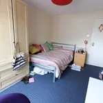 Rent 2 bedroom flat in London