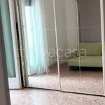 Affitto 3 camera appartamento di 100 m² in Desenzano del Garda