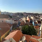 Rent 4 bedroom apartment in Lisbon