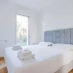 Appartement de 614 m² avec 1 chambre(s) en location à Paris