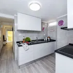 Rent 1 bedroom apartment of 49 m² in lisbon