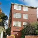 Rent 1 bedroom apartment in Melbourne