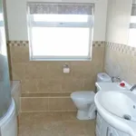 Rent 3 bedroom house in East Midlands