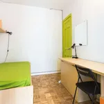 Rent a room of 118 m² in madrid