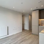 Rent 1 bedroom flat in London