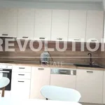 Rent 3 bedroom apartment of 80 m² in Център