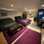 Rent 2 bedroom house in Toronto