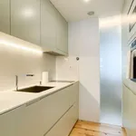 Rent 1 bedroom apartment of 45 m² in lisbon