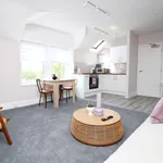 Rent 1 bedroom apartment of 55 m² in Penarth