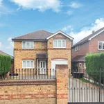 Rent 5 bedroom apartment in Epping Forest