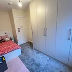 Rent 4 bedroom house in West Midlands