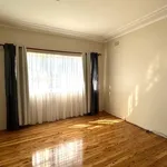 Rent 3 bedroom house in  Cambridge Park NSW 2747                        