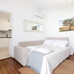 Rent 1 bedroom house in Évora