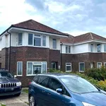 Rent 2 bedroom flat in South East England