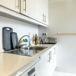 Rent 2 bedroom apartment of 62 m² in Lisbon