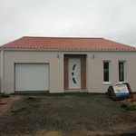 Rent 4 bedroom house of 96 m² in Challans