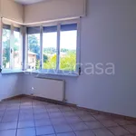 Affitto 3 camera appartamento di 106 m² in Lurate Caccivio