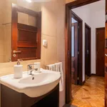 Rent 3 bedroom apartment in Porto