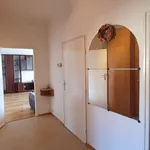 Rent 3 bedroom apartment in Prague