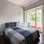 Rent a room in lisbon