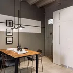 Rent 2 bedroom apartment of 53 m² in barcelona