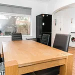 Rent 4 bedroom house in Leeds