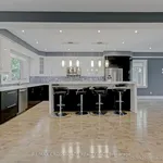 Appartement de 6329 m² avec 4 chambre(s) en location à Toronto (Humberlea-Pelmo Park)