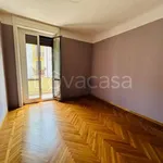 Rent 2 bedroom apartment of 70 m² in Milano