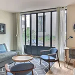 Rent 2 bedroom apartment of 743 m² in Paris