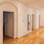 Rent a room of 95 m² in Munich