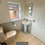 Rent 3 bedroom house in East Midlands