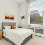 Rent 3 bedroom flat in London