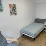 Rent 3 bedroom apartment in Valencia