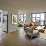 Rent 2 bedroom apartment in Manhattan