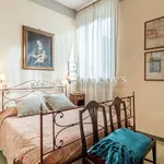 Rent 7 bedroom apartment of 160 m² in Lucca