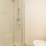 Rent 2 bedroom apartment of 65 m² in barcelona