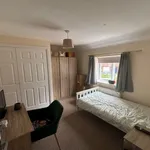 Rent 3 bedroom flat in East Of England