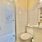 Appartement de 104 m² avec 4 chambre(s) en location à Paris