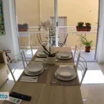 Affitto 3 camera appartamento di 65 m² in Naples