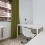 Rent a room of 130 m² in granada