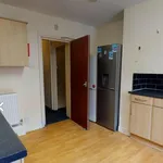 Rent 9 bedroom house in Leeds