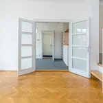 Rent 2 bedroom apartment of 52 m² in Praha 4 - Podolí