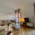 Rent 3 bedroom apartment of 90 m² in Milano