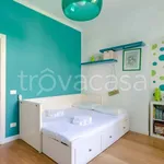 Rent 4 bedroom apartment of 50 m² in Genova