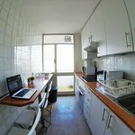 Rent a room of 186 m² in Madrid